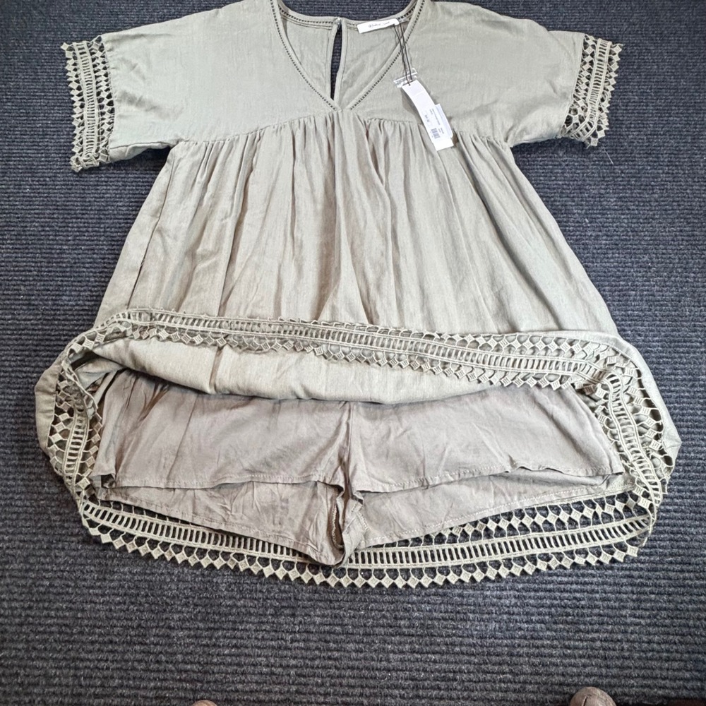 Mustard Seed Sage Green Crochet Lace Romper Dress Pretty Please S16518 NWT Med. - Picture 3 of 8